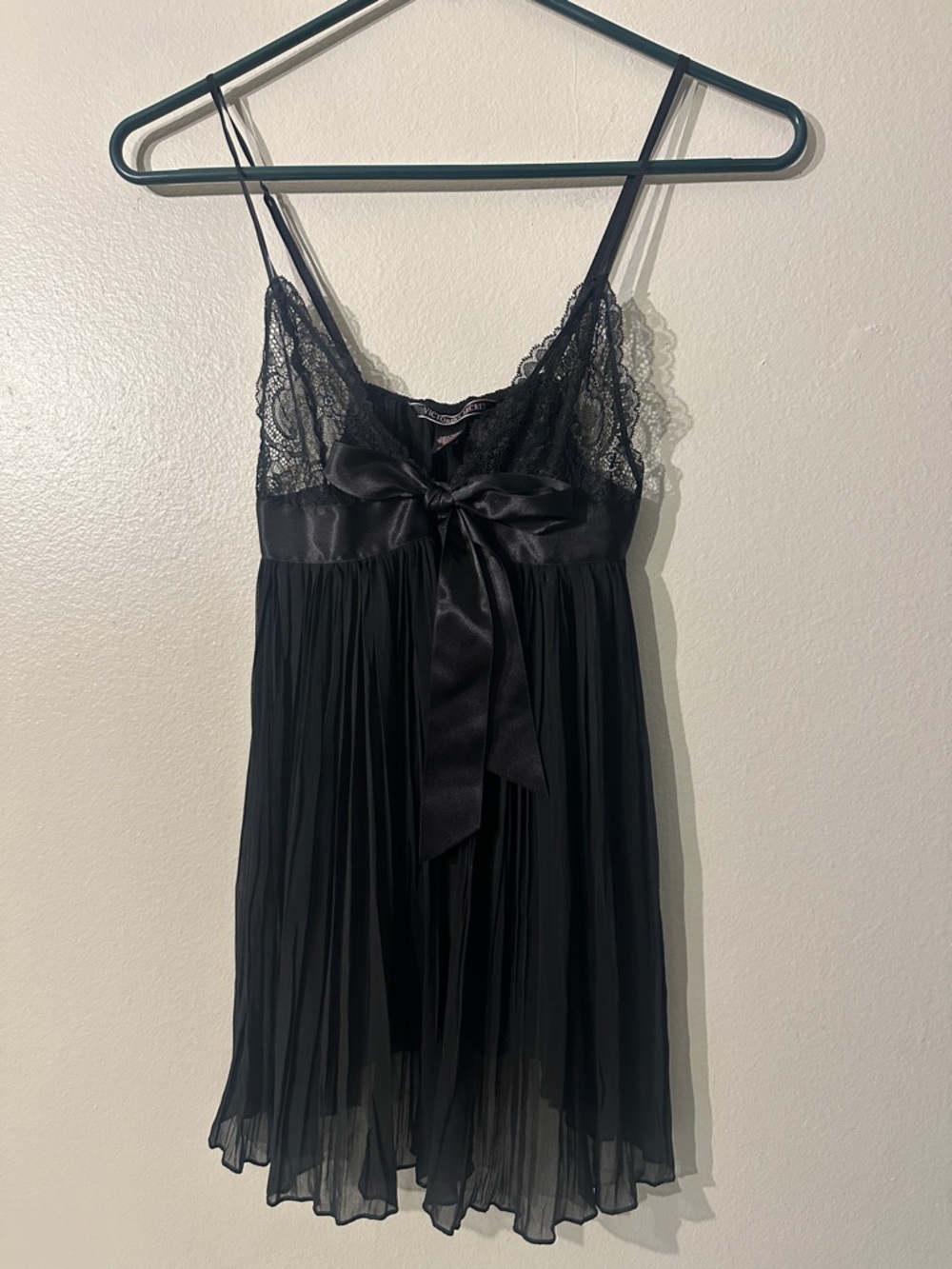Vintage Victoria’s Secret Black Lace Satin-Accent Babydoll lingerie Sz Xs